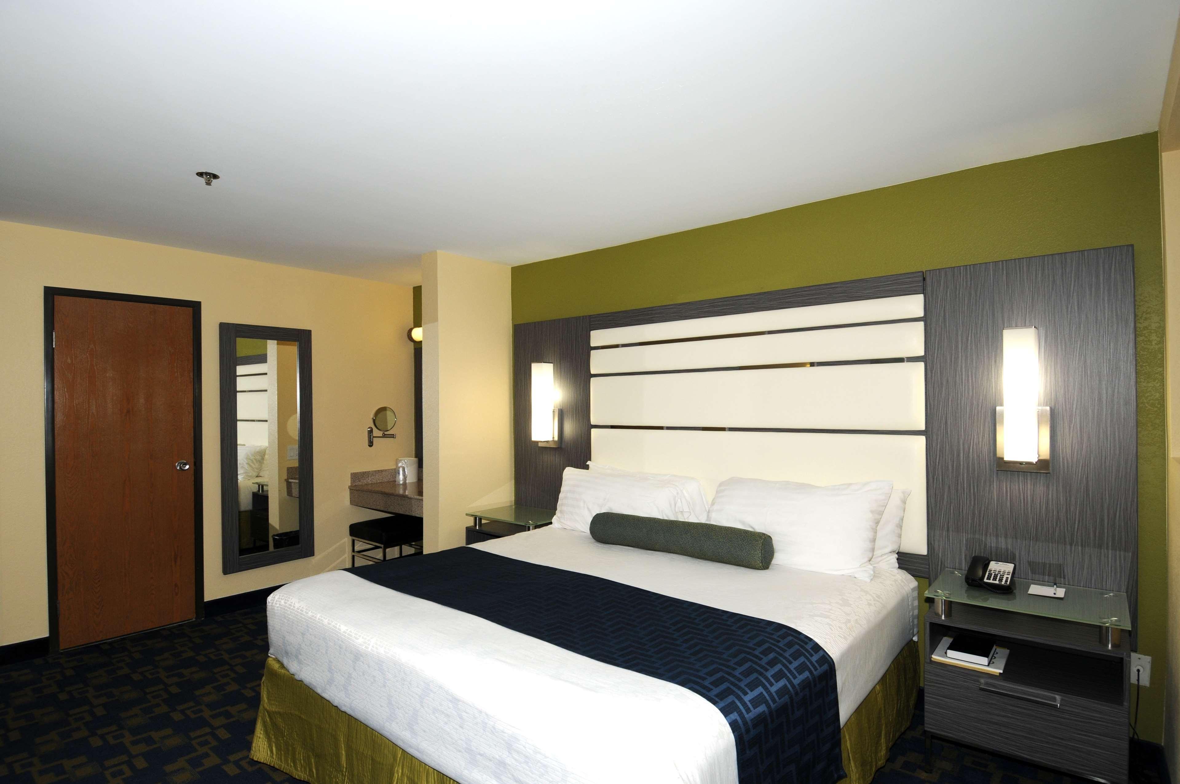 Best Western Antelope Inn & Suites Ред-Блафф Экстерьер фото