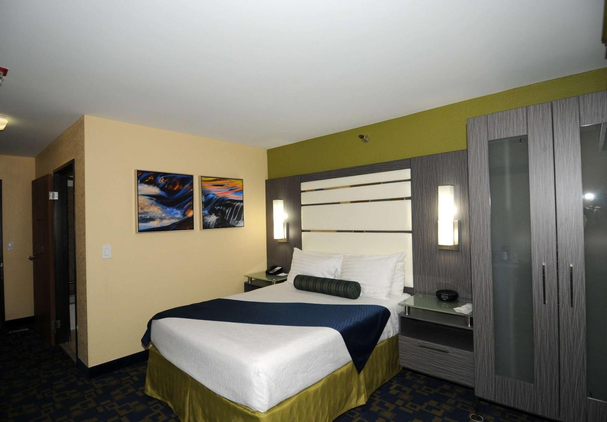 Best Western Antelope Inn & Suites Ред-Блафф Экстерьер фото