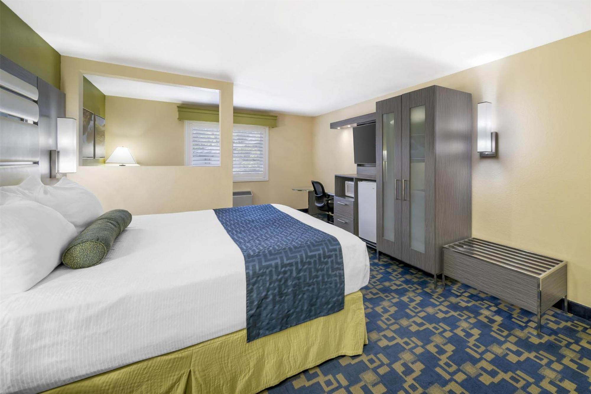 Best Western Antelope Inn & Suites Ред-Блафф Экстерьер фото