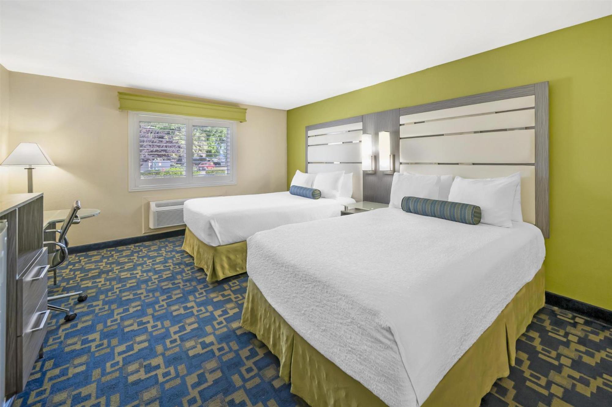 Best Western Antelope Inn & Suites Ред-Блафф Экстерьер фото