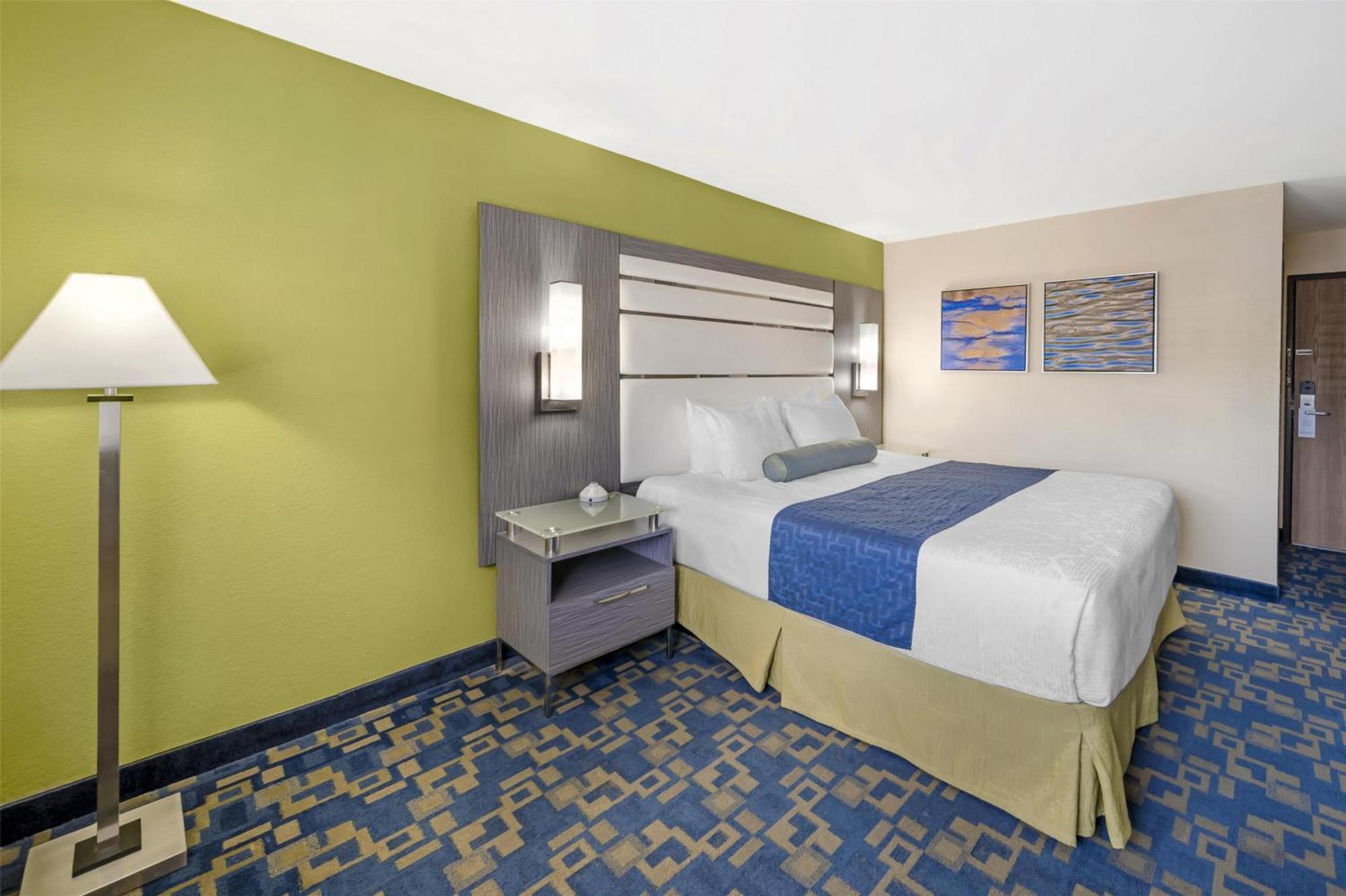 Best Western Antelope Inn & Suites Ред-Блафф Экстерьер фото